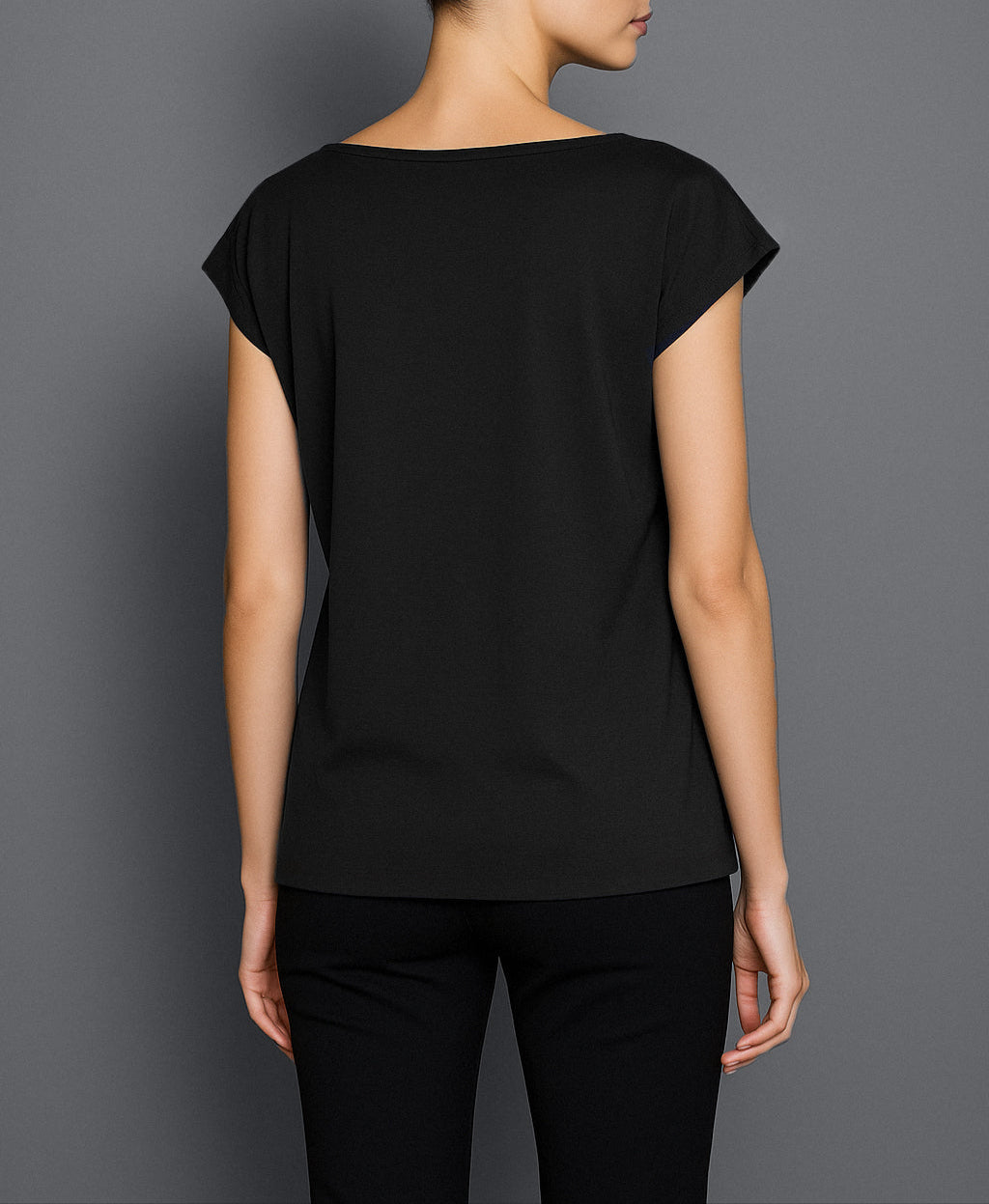 Roxanne T-Shirt in Black – back view of cotton tee by Isabella Kron