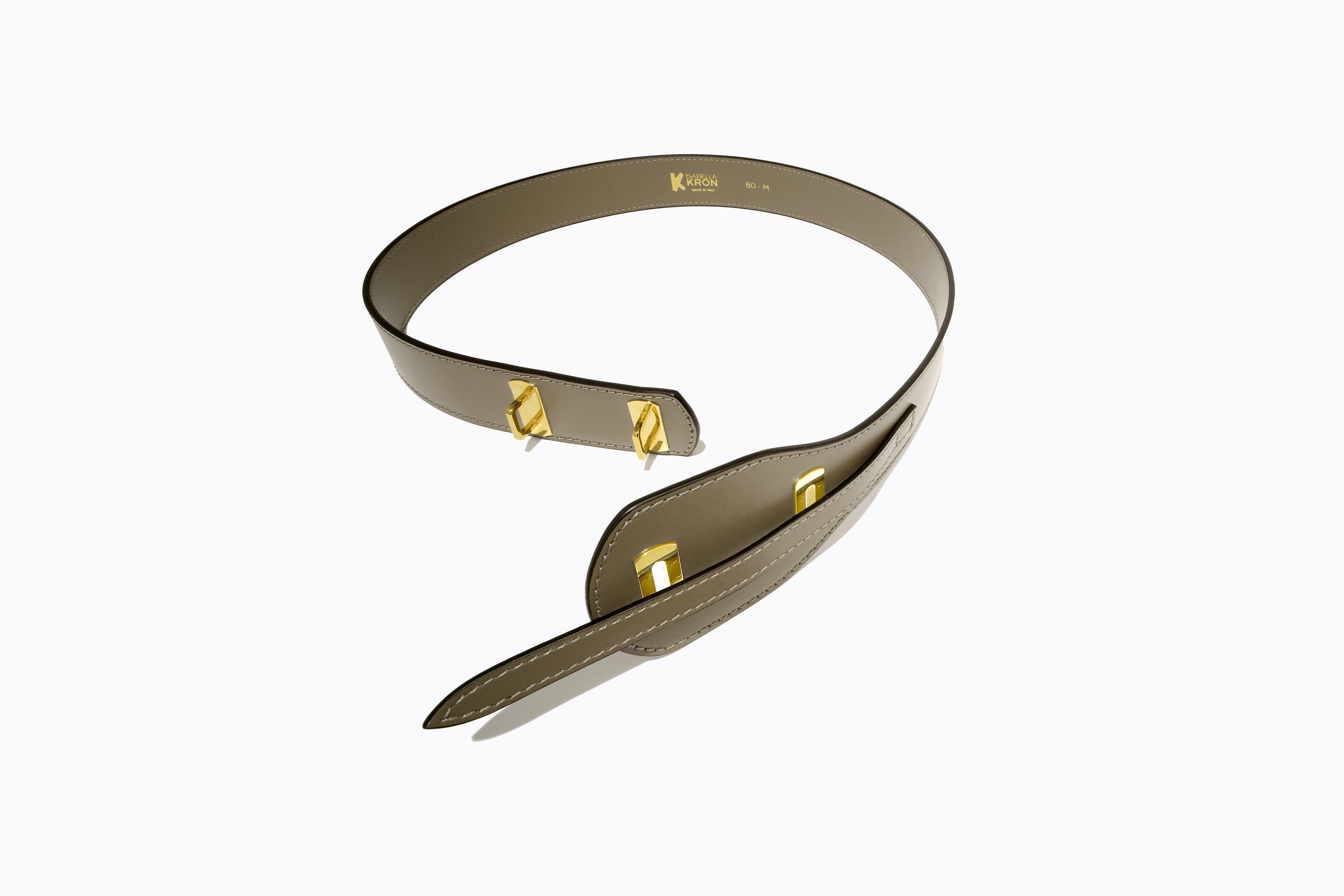 Open view of the Bonnie Belt in mushroom – slim Italian leather belt with minimalist design