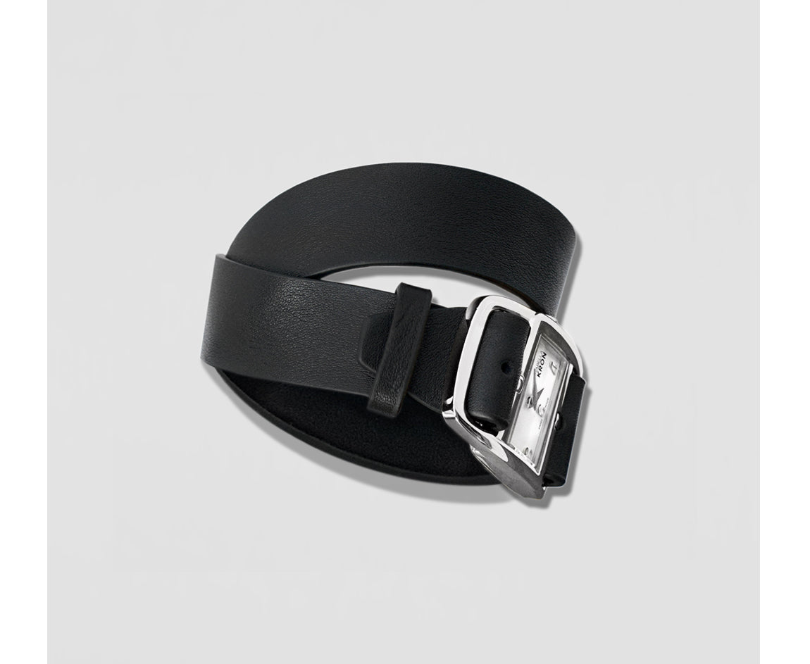 Divaugusta Watch in silver double strap – sophisticated everyday accessory