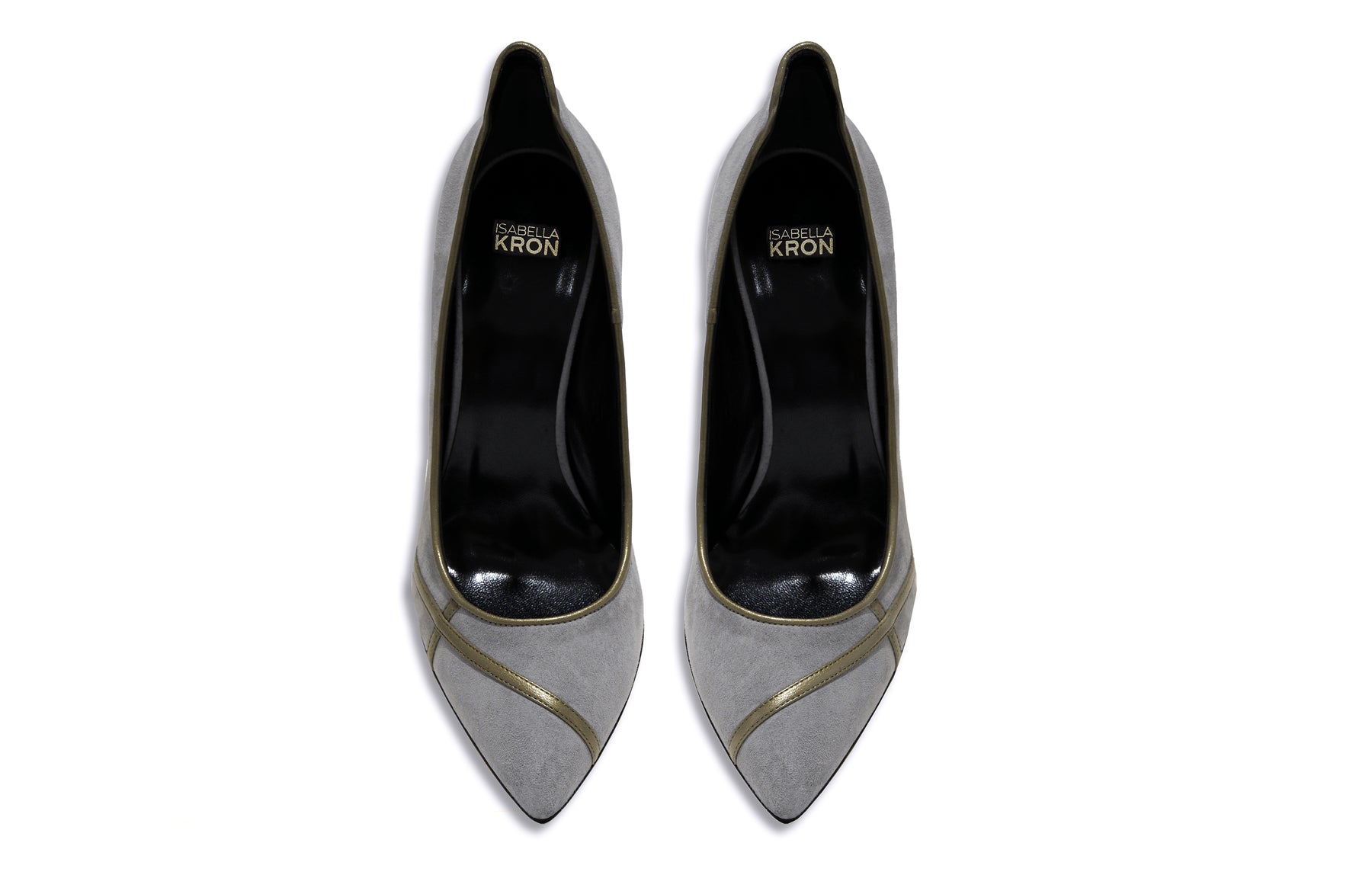 Close-up detail of crepuscolo suede grain, stitched heel counter, and cushioned insole branding on Miriam Crepuscolo Pump