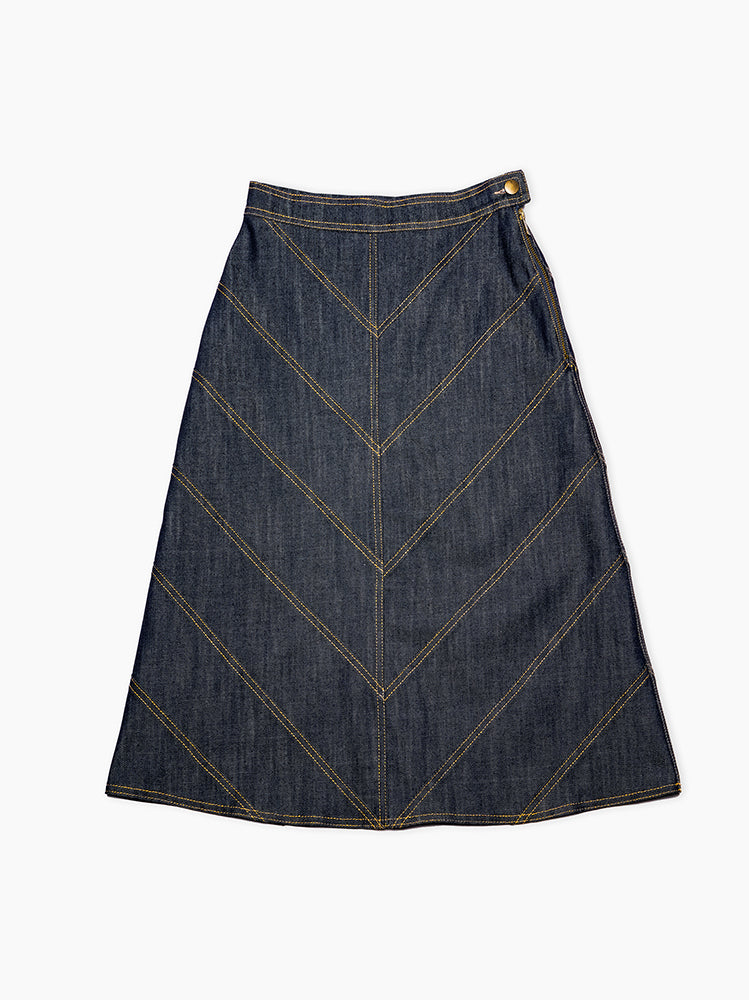 Front view of Warwick Cotton Drill Skirt – tailored shape with refined stitching